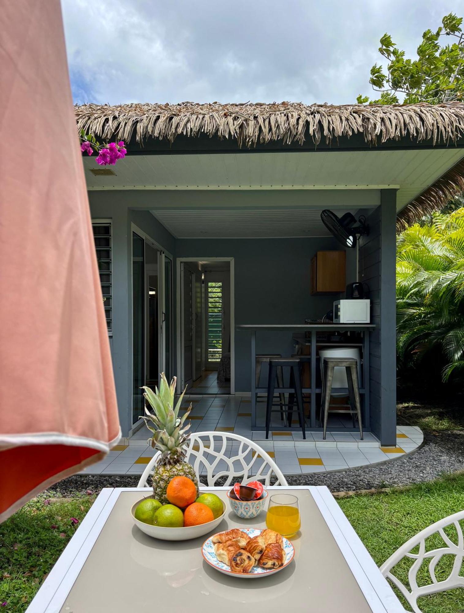 La Ruche De Maia - Blue Dream Beach - Piscine - Jardin - Plage Grand-Bourg  Exterior photo